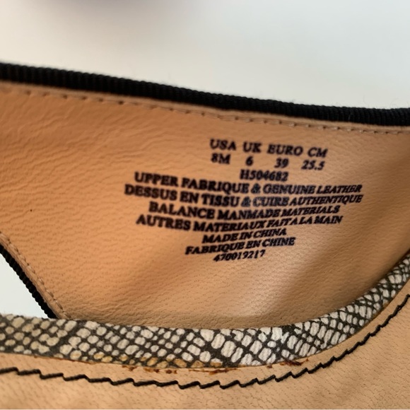 Hush Puppy Cross-Hatch Pattern Slingbacks - Picture 4 of 6